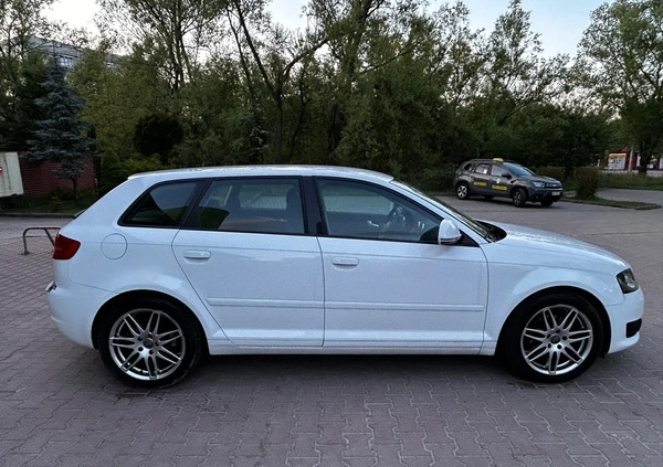 Audi A3 cena 26500 przebieg: 230000, rok produkcji 2009 z Kraków małe 154